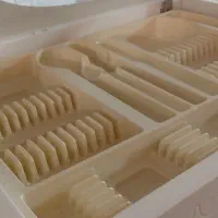 جا قاشقی|آب‌چکان و نظم‌دهنده ظروف|قم, الوندیه و گذر صادق|دیوار