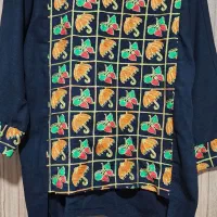 چند عدد مانتو ولباس زنانه هر کدام فقط ۳۰۰