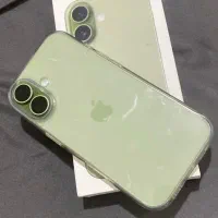 ایفون ۱۷ نرمال سبز