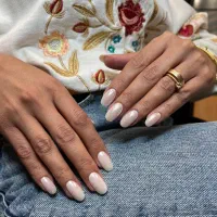 استخدام ناخنکار حرفه ای|استخدام درمانی، زیبایی، بهداشتی|شیراز, شهرک جماران|دیوار