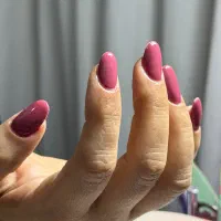 مدل کاشت ناخن فقط هزینه مواد گرفته میشه۲۰۰تومان