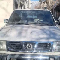 نیسان پیکاپ دوکابین