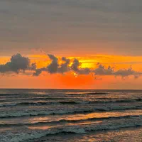 هتل آپارتمان ویو دریا لوکس و لاکچری|اجارهٔ کوتاه‌مدت آپارتمان و سوئیت|بندر انزلی, دهکده ساحلی|دیوار