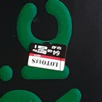 سه عدد رم ۶۴ و۳۲ و۱۶ گیگ با یک هدفون