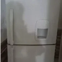 یخچال نیمه فریزر