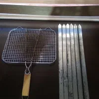 سیخ کباب کوبیده و توری ماهی کباب و غیره