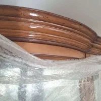 ویترین با چوب گردو