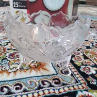 تعدادی ظرف کاملا نو