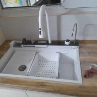 نصب سینک پیانویی سینک گرانیتی نصب هود گاز فر