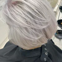 اموزش رنگ و لایت و  همکاری با خودم ،استخدام مژه کا