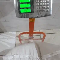 برنج فجرخوش عطر خوش پخت آخرهاش مونده رندفقط۲۰۰تومن