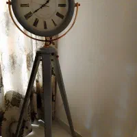 ساعت ایستاده سالم