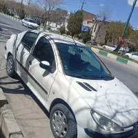 پژو۲۰۶صندوقدار