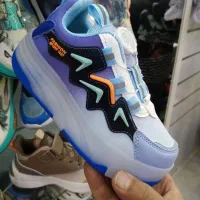 فروش کفش اسکیتی. مستقیم از چین