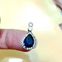 دو عدد گردن آویز نقره