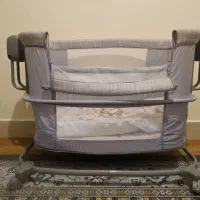 تخت کنار مادر (گهواره برقی )|تخت و صندلی بچه|شاهینشهر, خانه کارگر|دیوار