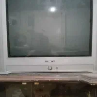 تلویزیون ۲۱ اینچ ال جی|تلویزیون و پروژکتور|اراک, |دیوار