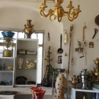 قدیمی و عتیقه. هر چی بخوای