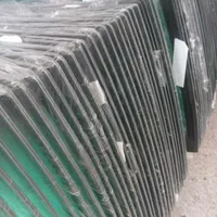 شیشه اتومبیل ایوب