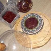 خریدفروش عمده و حق العمل کاری زعفران نگین