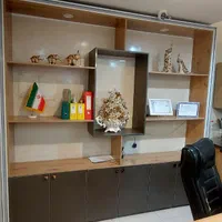 میز مدیریت صندلی و کتابخانه