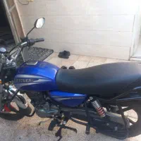 موتورسیکلت همتاز ۲۰۰