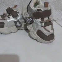 کتونی وارداتی بچگانه