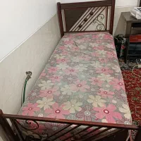 تخت خواب ینفره|تخت و سرویس خواب|شیراز, کوشک میدان|دیوار