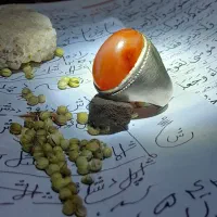 انگشتر سلطانی مهره زنده