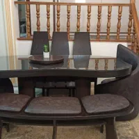 میز غذاخوری بسیار شیک