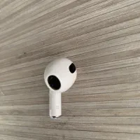 گوشی سمت راست ایرپاد 3