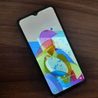سامسونگ Galaxy A12 با حافظهٔ ۶۴ گیگابایت