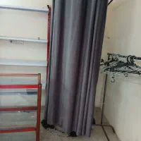 میله اتاق پرور همراه با پرده