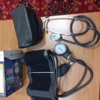 فشار سنج عقربه ای