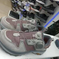 کتونی Humtto دو روز پا رفته