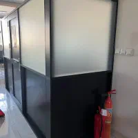 پارتیشن ۳در ۳ با ۱ عدد ۱ متری و مبلمان