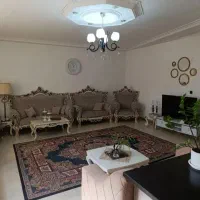 فروش واحد ۹۰متری در حمیدیان (جمهوری یک)