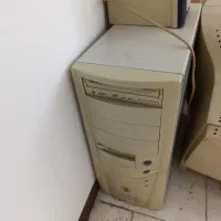 کامپیوتر قدیمی سالم