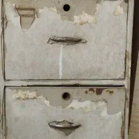 فایل فلزی سالم فقط نیاز به رنگ داره
