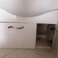 روشویی همراه با باکس