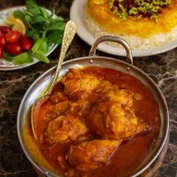 تهیه وپخت انواع غذای خانگی باطعم واقعی غذای خونه