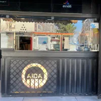 صندوقدار خانم فست فود