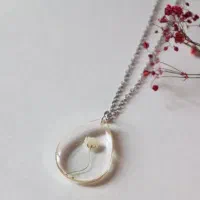 انواع گردنبند های رزینی