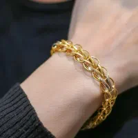 دستبند و گوشواره طلا تا ظهر