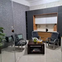 منشی  دفتر  و بازاریاب کابینت شیفت عصر