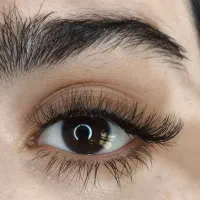 اکستنشن مژه و خدمات لیفت و لمینیت