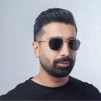 عینک شیشه خاص چهارگوش