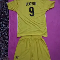 لباس ورزشی در حد نو