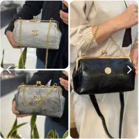 کیف مجلسی|کیف، کفش، کمربند|مشهد, هفت تیر (آب و برق)|دیوار