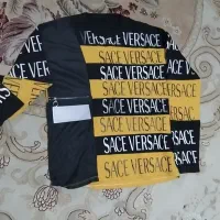 تعدادی بلوز پسرانه